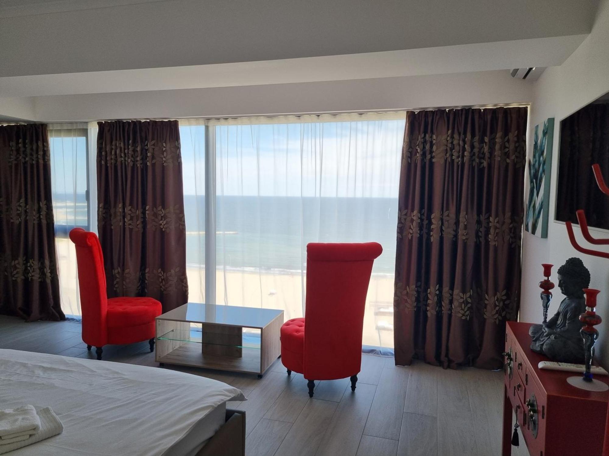 Maritimo Aparthotel Constanta Room photo